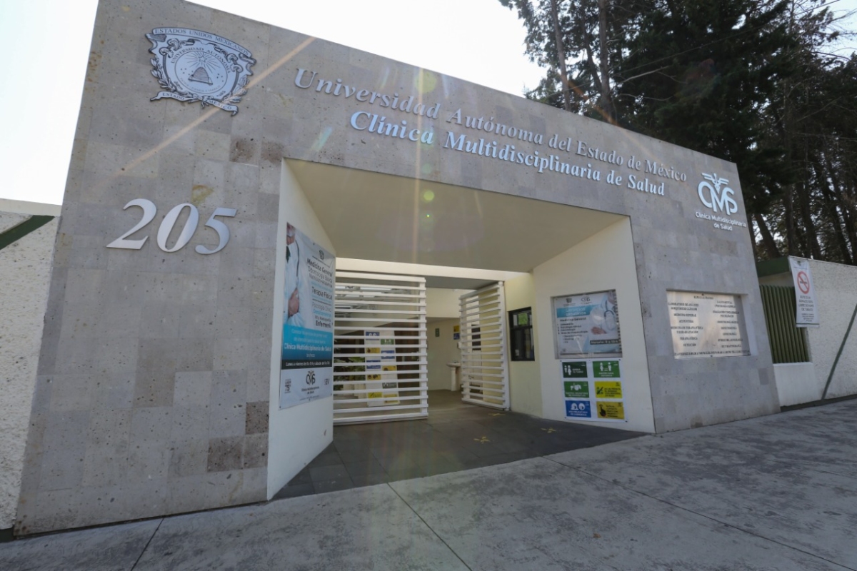 UAEMex clínica salud
