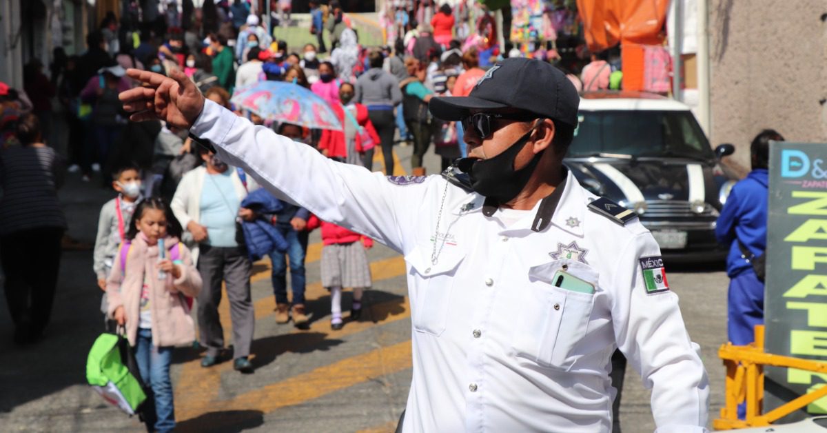policias-regreso-seguro-huixquilucan