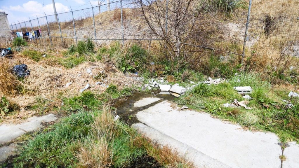 fuga-de-agua-colinas-del-sol