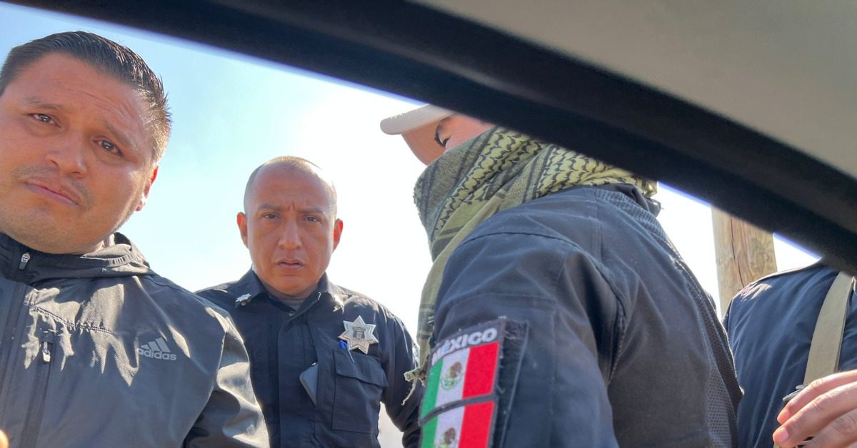 policia-chiconcuac-agrede-reportero