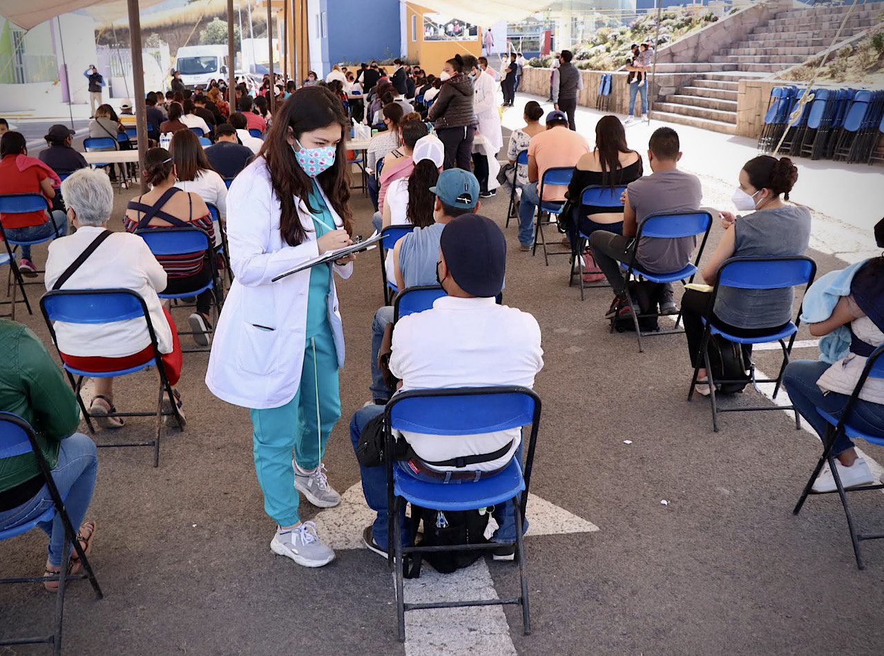 vacunacion-covid-huiquilucan