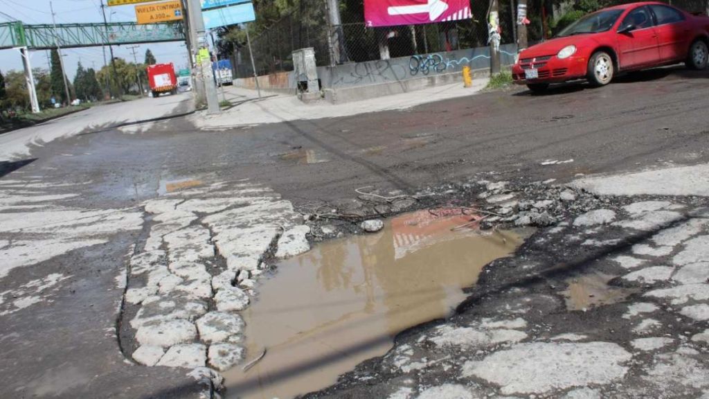 como-y-donde-reportar-baches-en-edomex