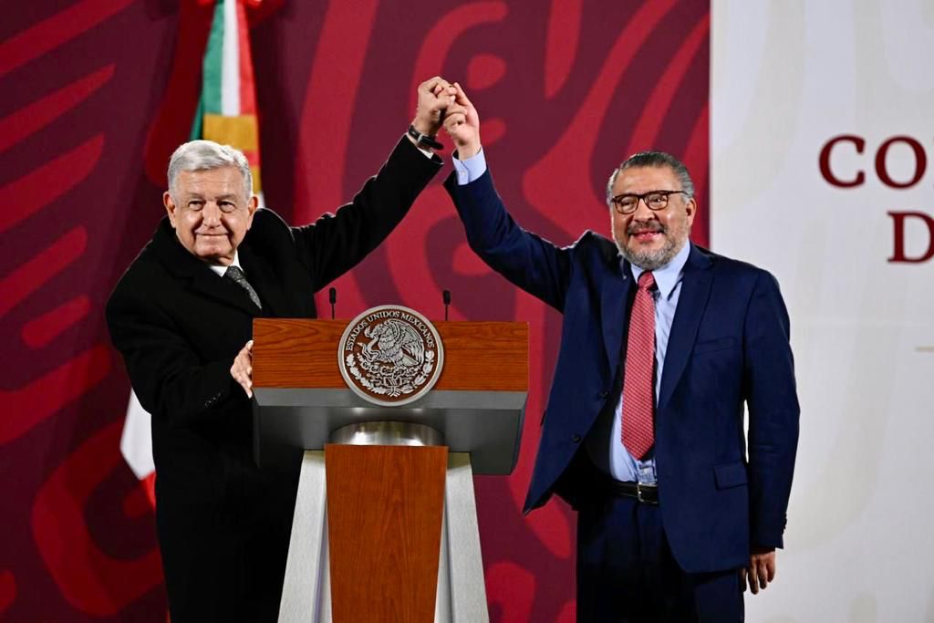 El presidente Andrés Manuel López Obrador anuncia la renuncia de Horacio Duarte Olivares de la Administración Nacional de Aduanas de México.