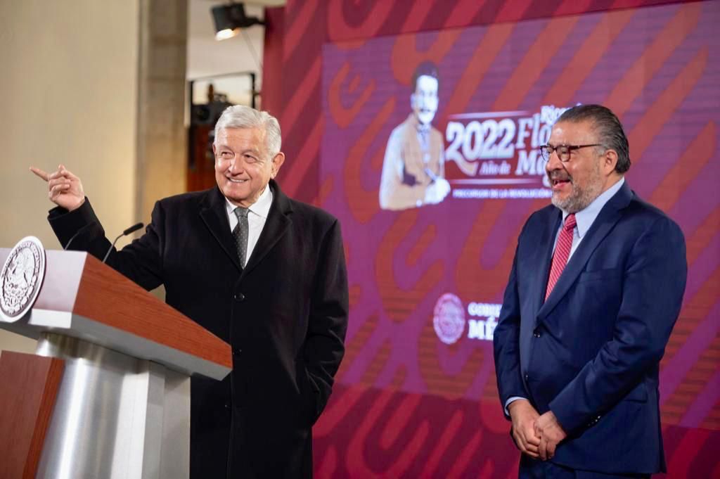 El presidente Andrés Manuel López Obrador anuncia la renuncia de Horacio Duarte Olivares de la Administración Nacional de Aduanas de México.