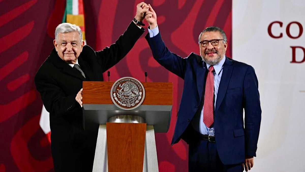 El presidente Andrés Manuel López Obrador anuncia la renuncia de Horacio Duarte Olivares de la Administración Nacional de Aduanas de México.