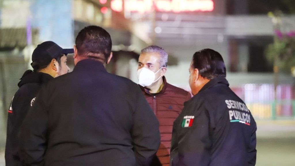 Fernando Vilchis, alcalde de Ecatepec, con policías