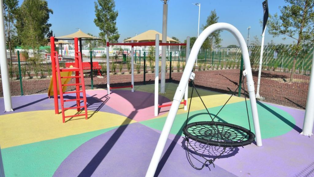 Áreas de juegos del parque El Acalote
