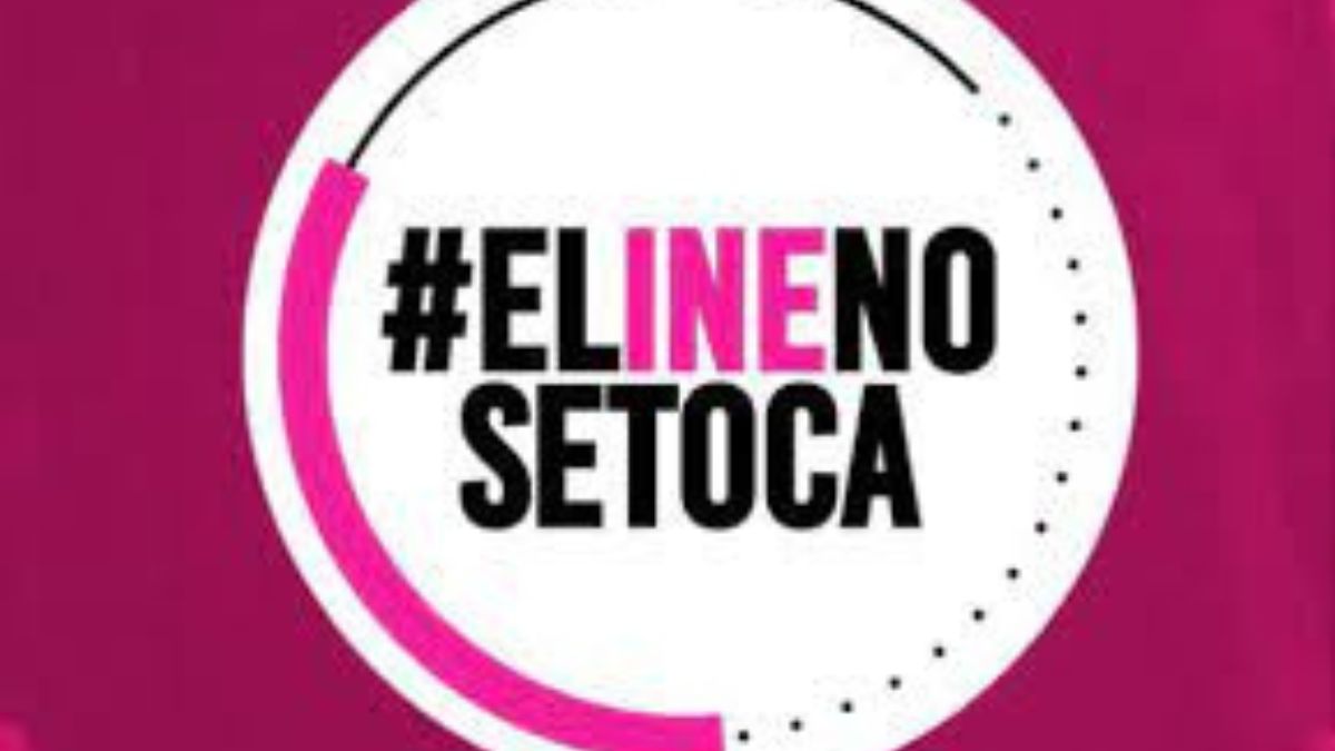 frase con hashtag del INE no se toca