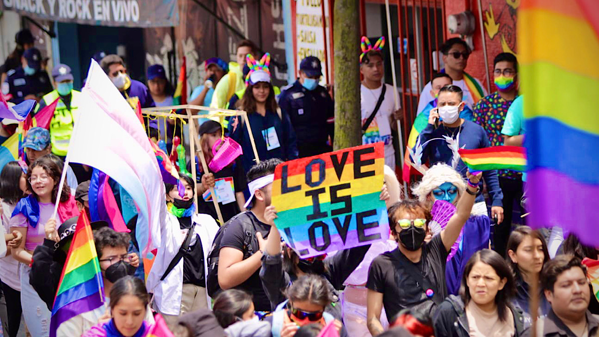 Protestas LGBT, banderas, love is Love