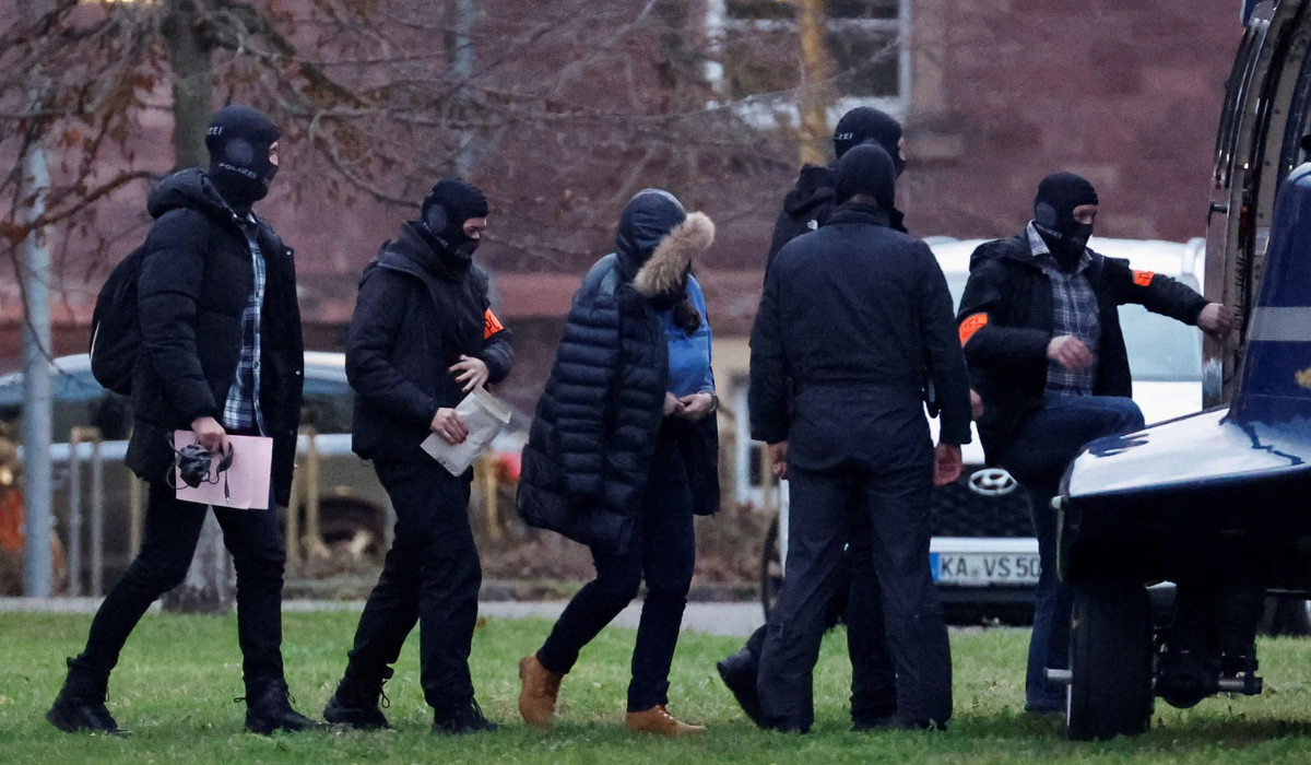 La Fiscalía Alemana detuvo a 25 presuntos ultraderechistas por la planeación de un golpe de Estado. De acuerdo con medios alemanes, dentro de ese grupo de personas se encuentra la jueza y exdiputada Birgit M-W.