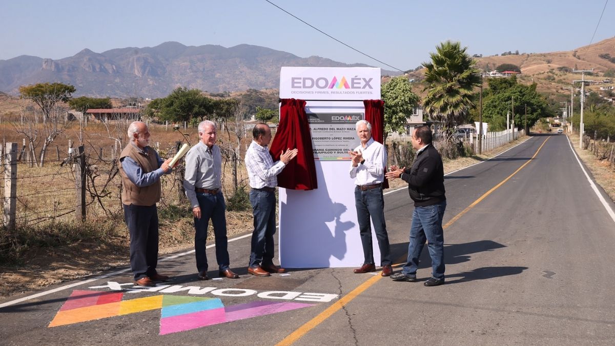 Gobernador Alfredo Del Mazo en inauguración de Corredor Sultepec-Tejupilco