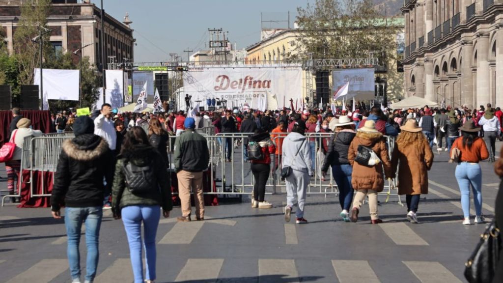 Inicia precampaña de Delfina Gómez