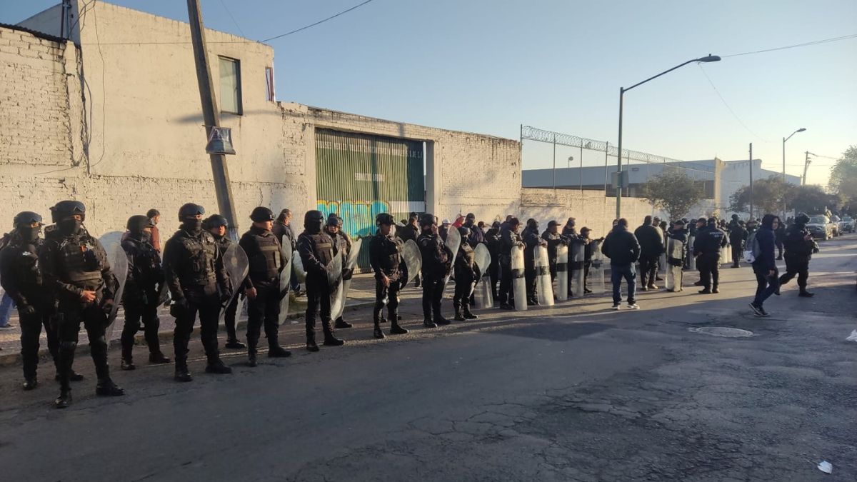 Policías municipales en operativo