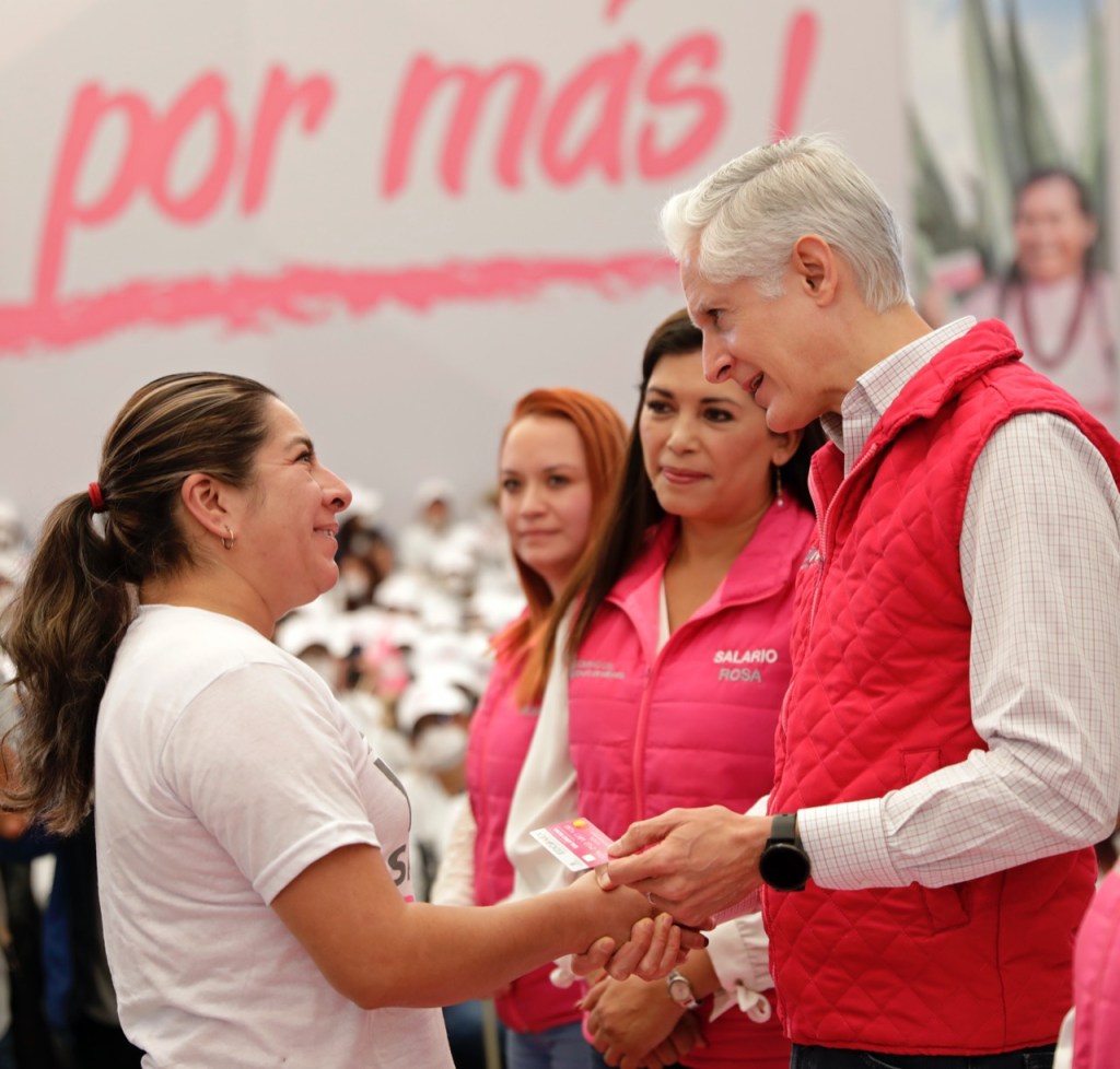 Alfredo del Mazo entrega salario rosa