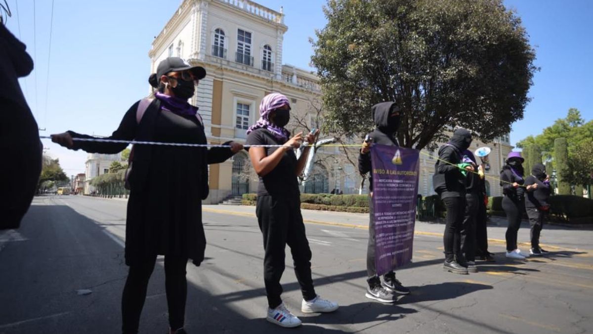 feministas protestando