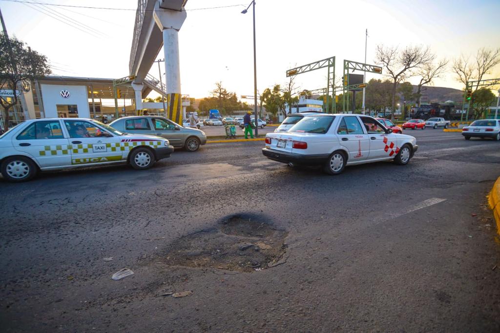 Calles deterioradas a pesar del bacheo en Toluca