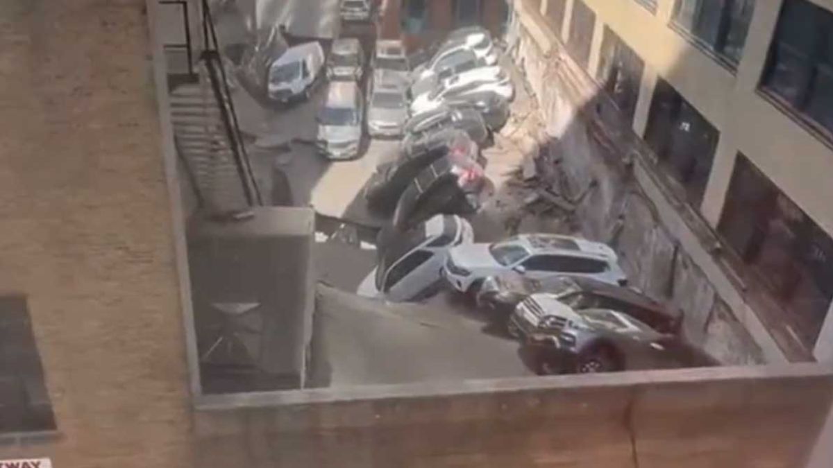 Estacionamiento en Manhattan que colapsó