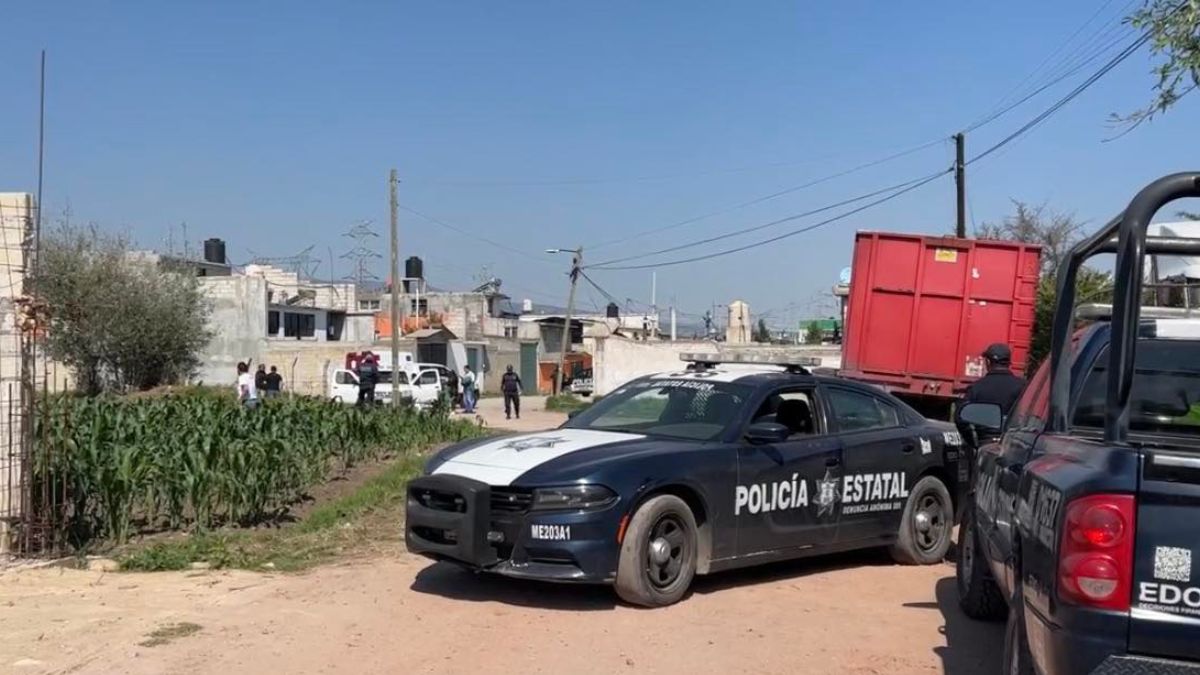 Patrullas en zona donde asesinaron a hombre en Zinacantepec