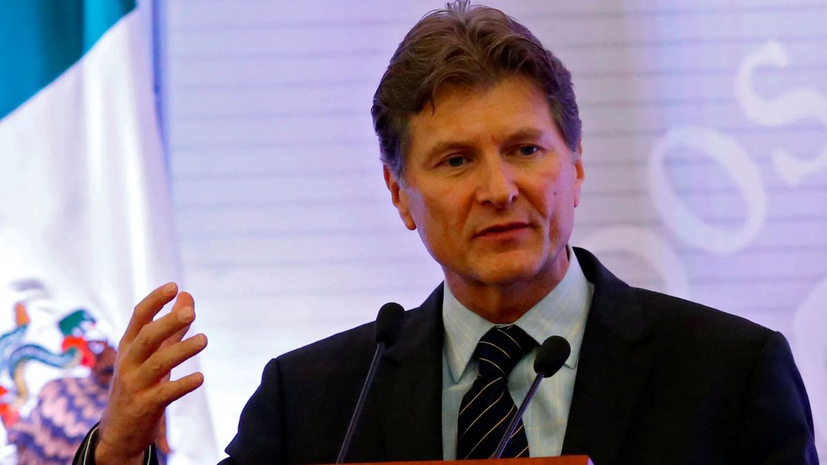 Político mexicano Enrique de la Madrid