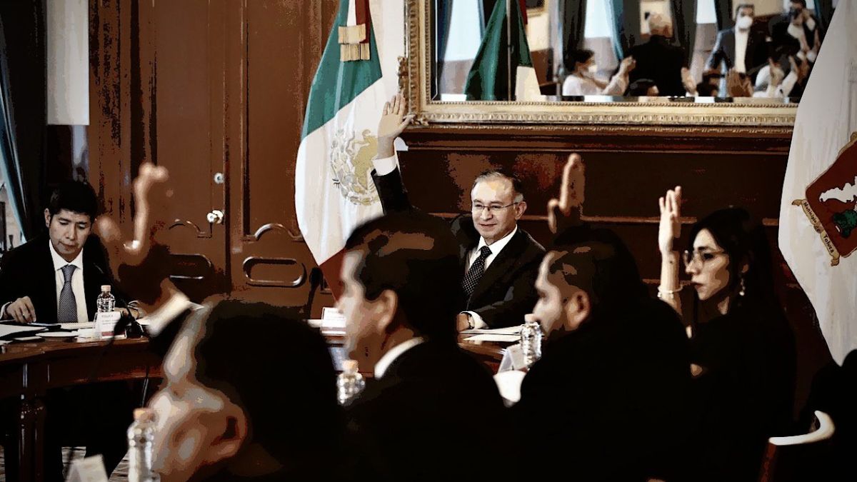 Alcalde de Toluca en Cabildo