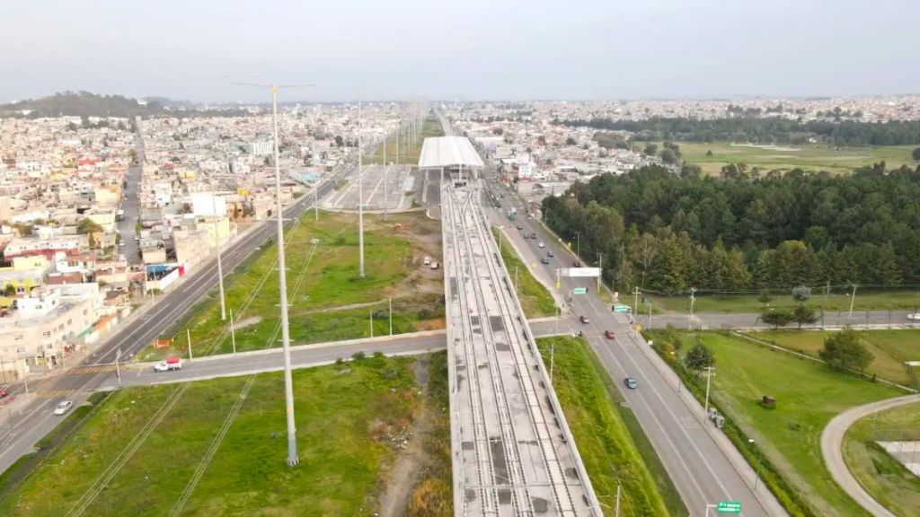 Tren Interurbano México-Toluca