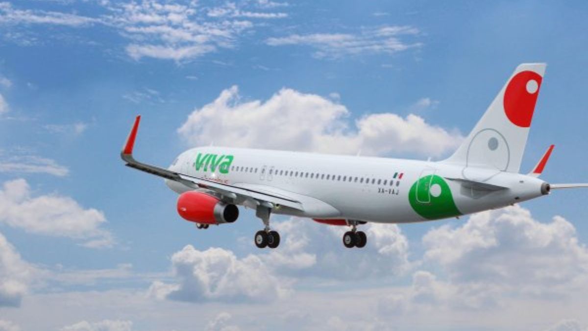 Avión de Viva Aerobús
