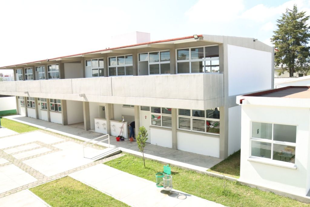 Nueva escuela secundaria en Zinacantepec