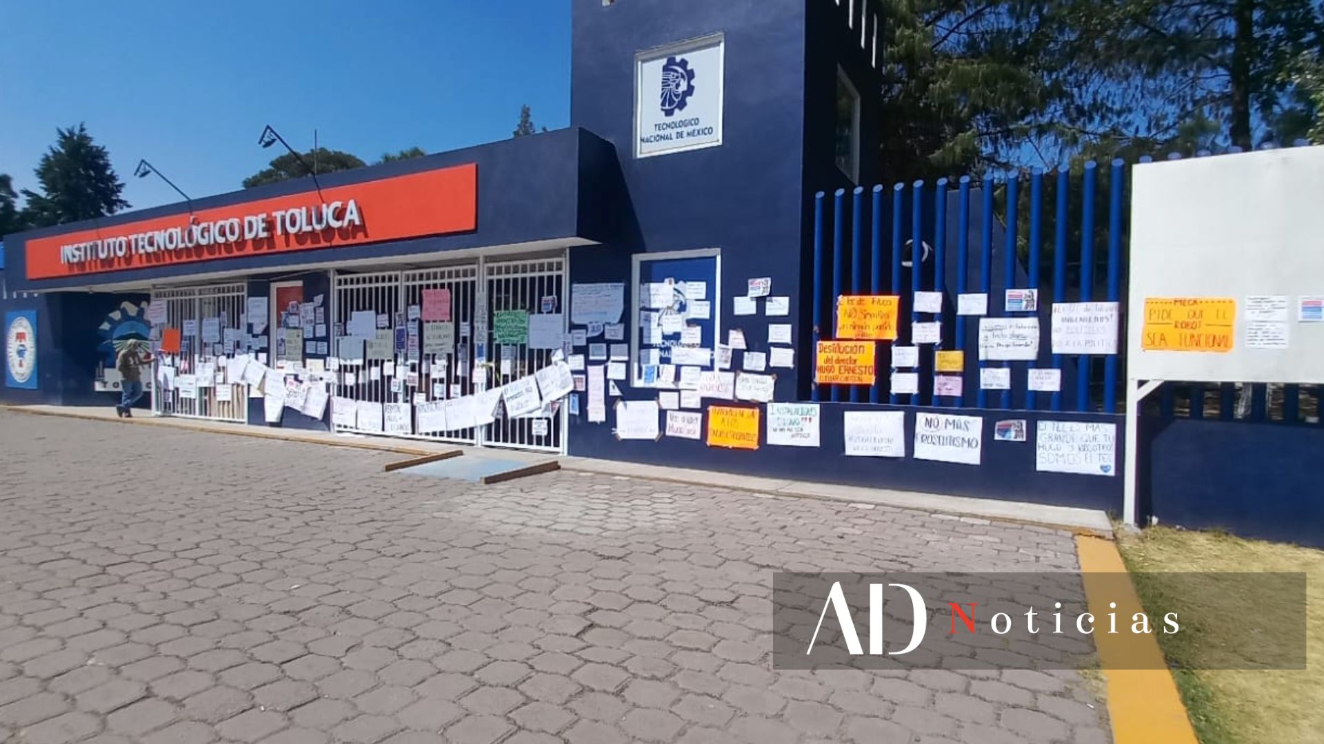 Paro de labores en el Tecnológico de Toluca.