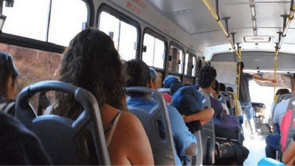 Asalto a transporte público.