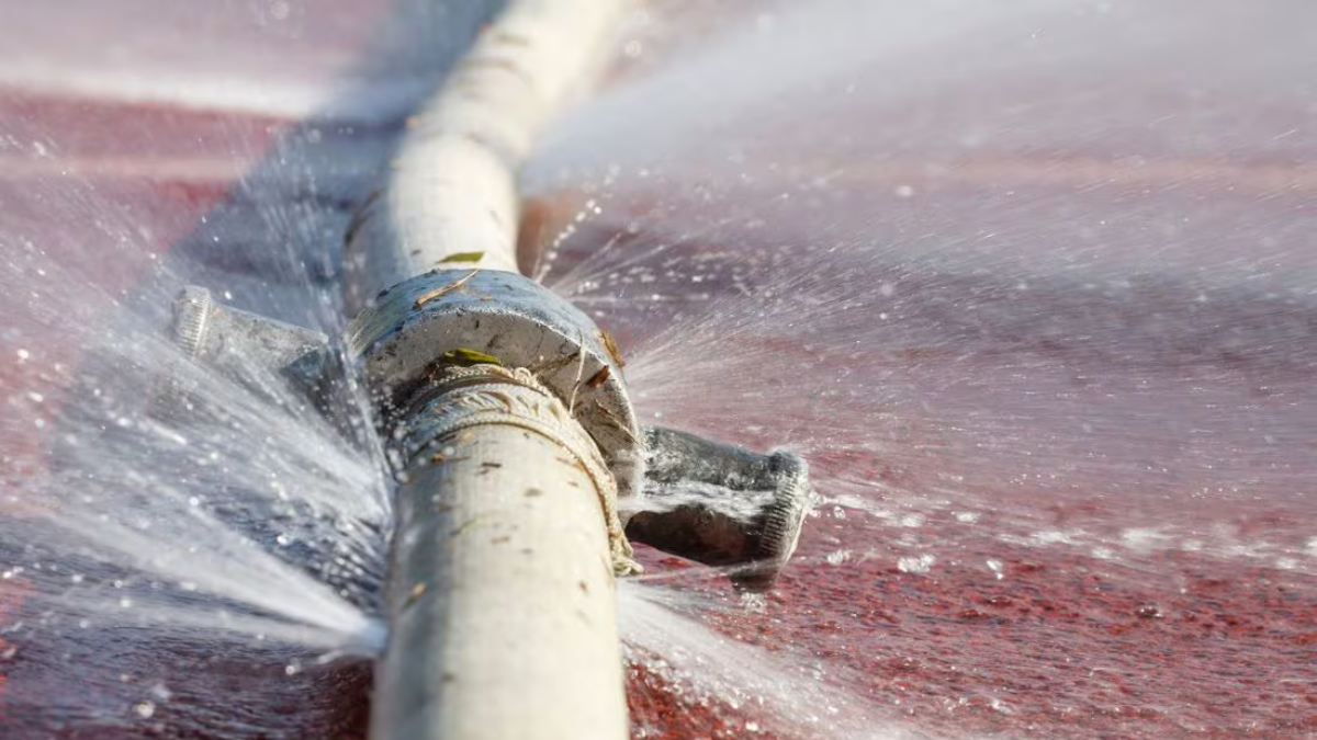 Tomas clandestinas de agua en el edomex.