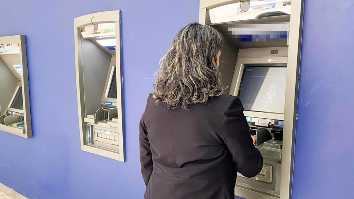 Pago de pensiones a jubilados.