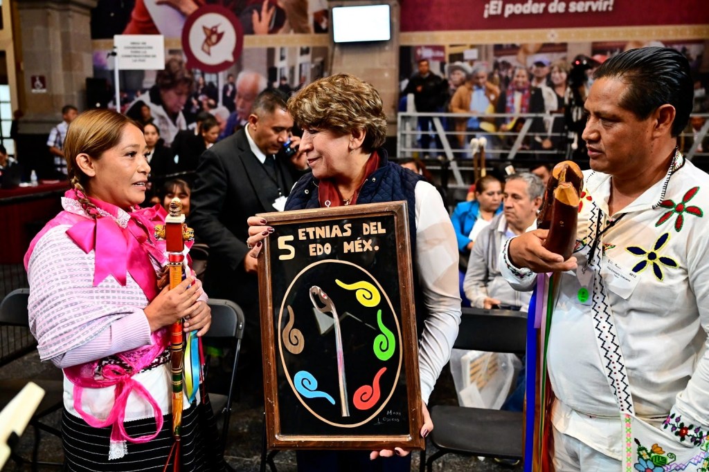 Delfina Gómez 15 horas