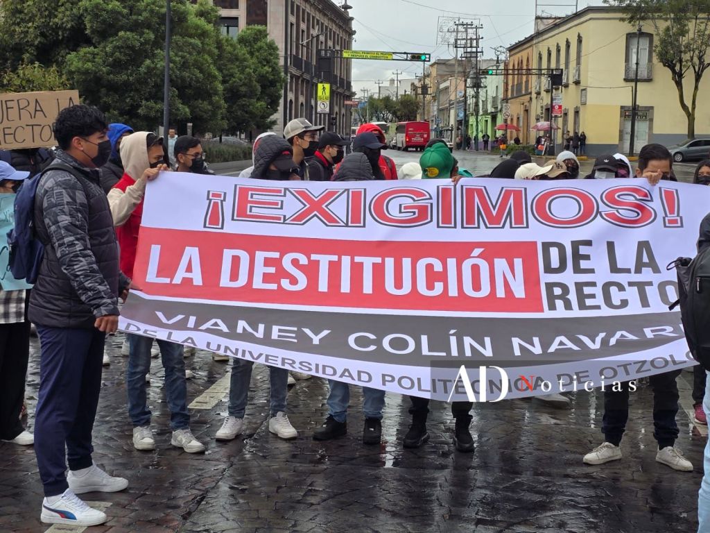 alumnos Politécnica Otzolotepec
