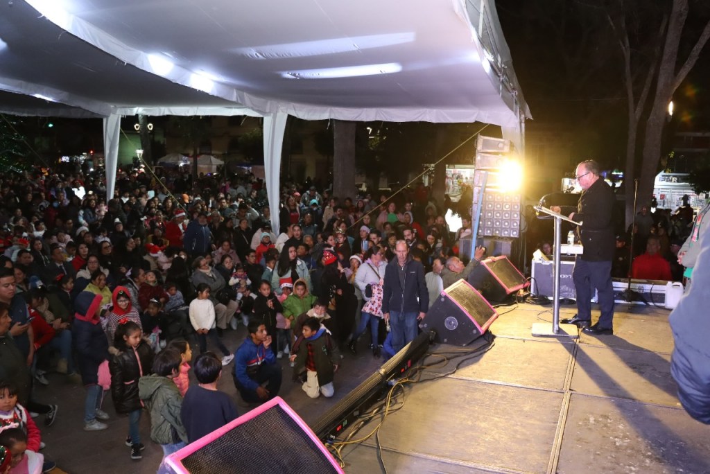 encendido árbol navideño Zinacantepec