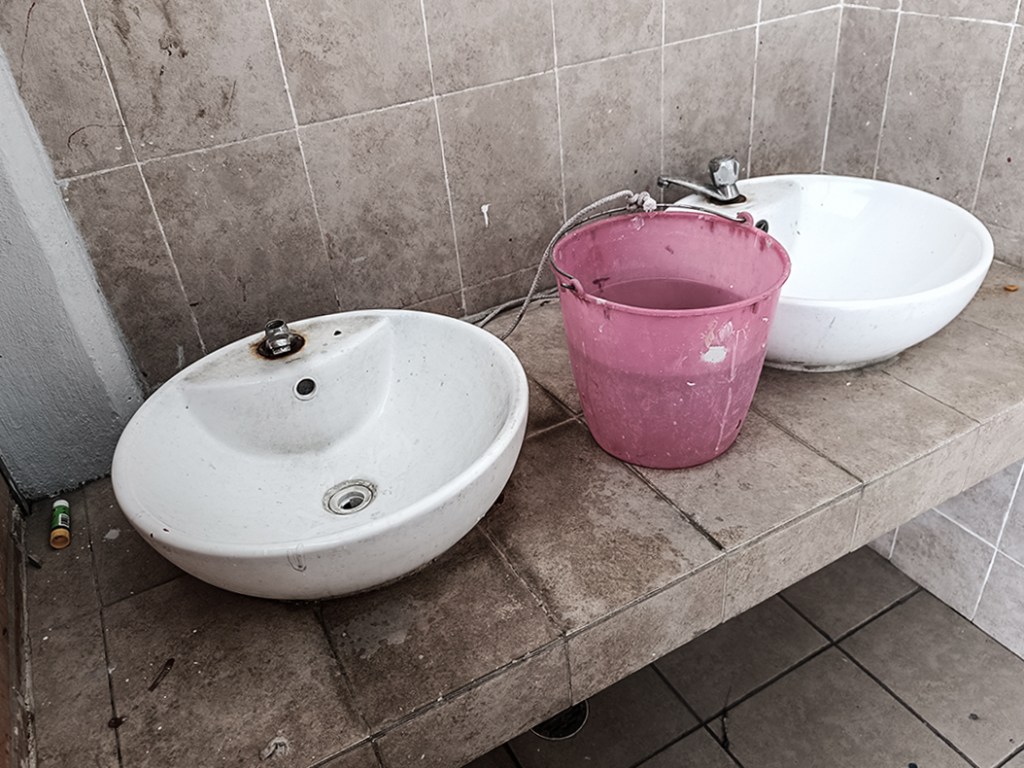 Escuelas Edomex condiciones