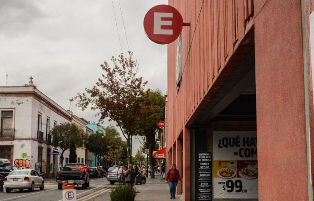 Estacionamientos Nemesio Diez