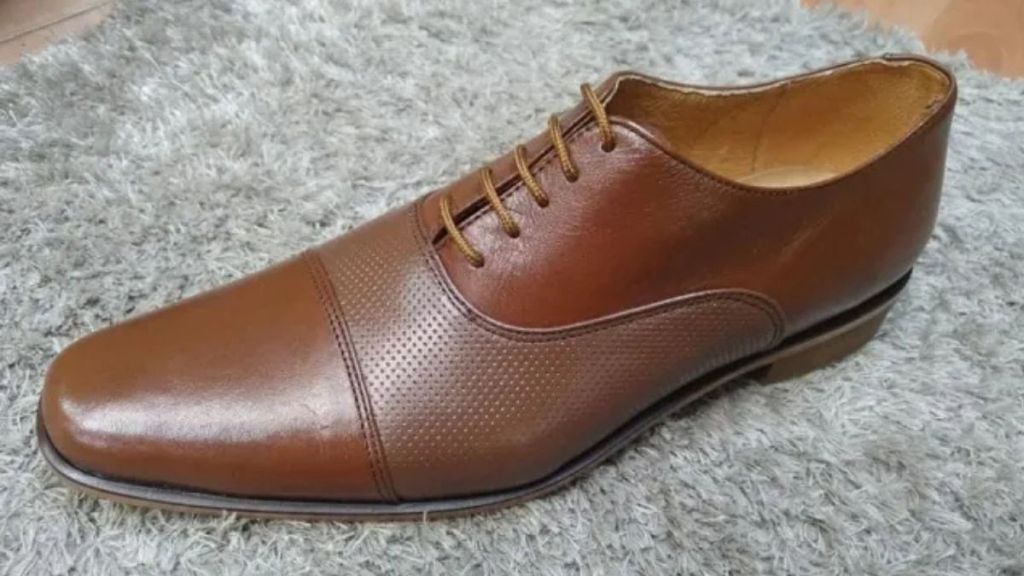 La elaboración de calzado es una de las principales tradiciones y fortalezas del municipio.