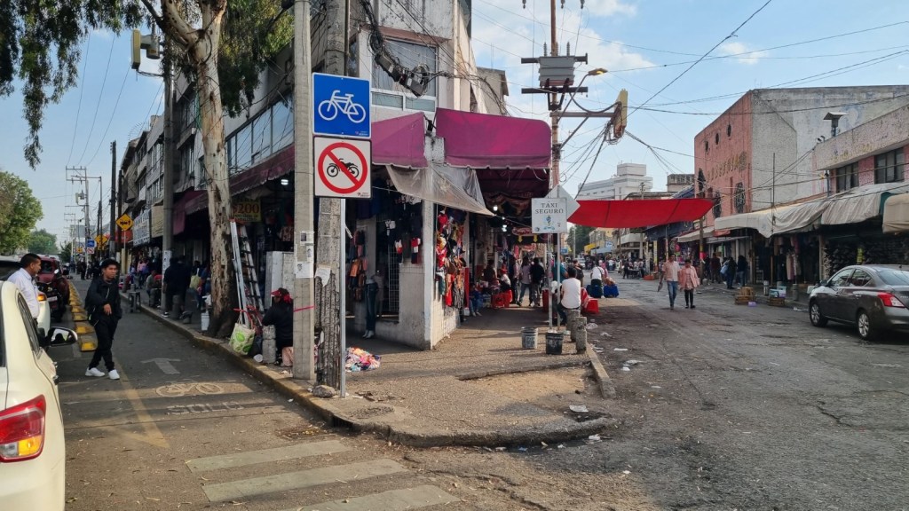 comerciantes Mercado Juárez