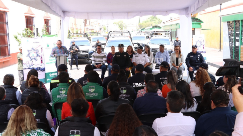 Patrullas para seguridad en Zinacantepec