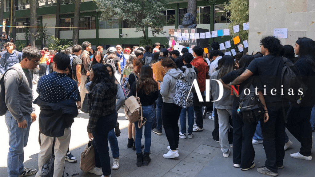 Estudiantes Economía UAEMéx