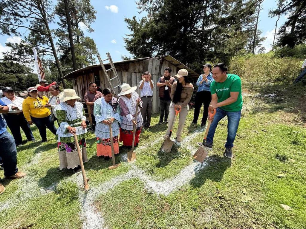 El gobierno de Donato Guerra inició 12 obras en educación, caminos y espacios públicos para mejorar infraestructura y calidad de vida.
