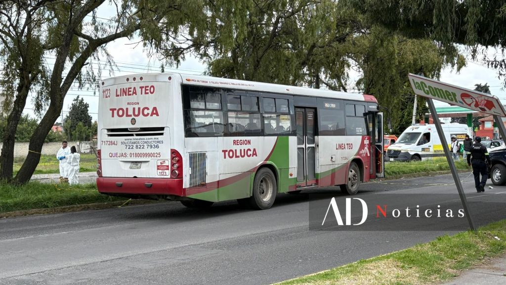 camion-arrolla-metepec