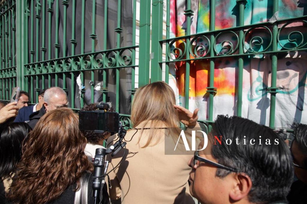 Rectoría UAEMéx tomado por paristas