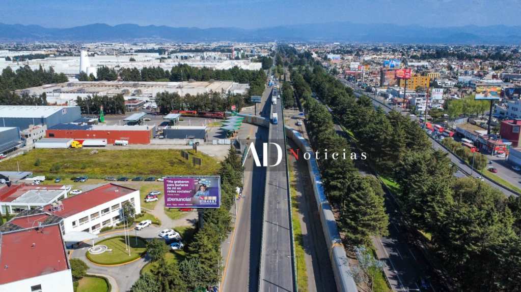 se-descarrila-tren-en-paseo-tollocan