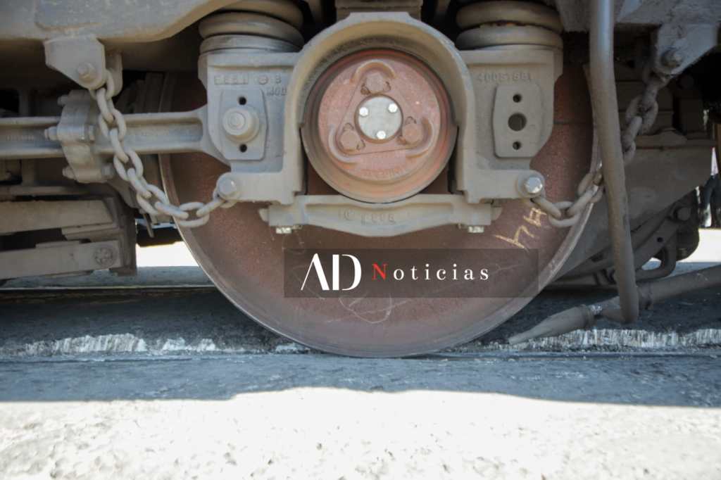 se-descarrila-tren-en-paseo-tollocan