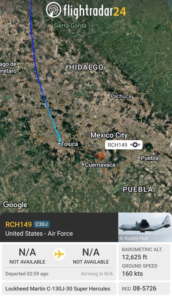 Mapa de vuelo de RCH149, un Lockheed Martin C-130J-30 Super Hercules de la Fuerza Aérea de EE. UU., mostrando su ruta sobre México.