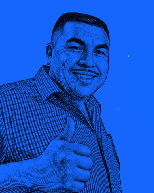 Ilustración de un hombre sonriente con una camisa de cuadros, mostrando el pulgar hacia arriba, sobre un fondo azul.