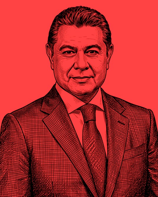Retrato en estilo artístico de un hombre con traje y corbata, fondo rojo.