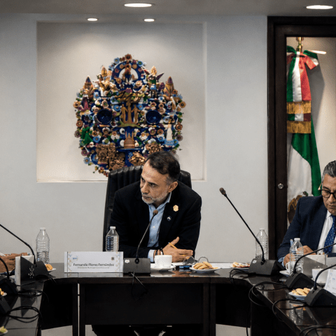 Fernando Flores y Jesús Alberto Ramírez Manzur en reunión del Ayuntamiento de Metepec antes de la denuncia presentada ante la Fiscalía Anticorrupción.